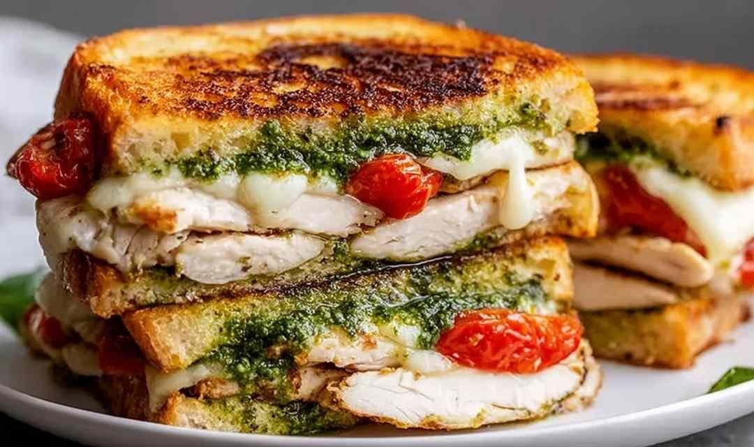 Chicken pesto sandwich