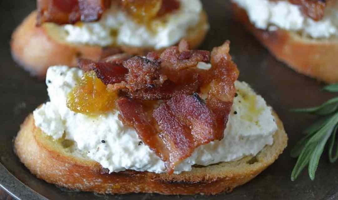 Bacon Ricotta Crostini