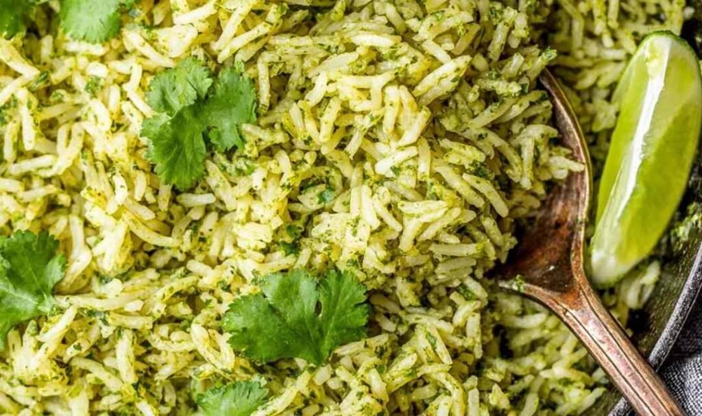 Fresh spinach and cilantro blended for cilantro lime rice